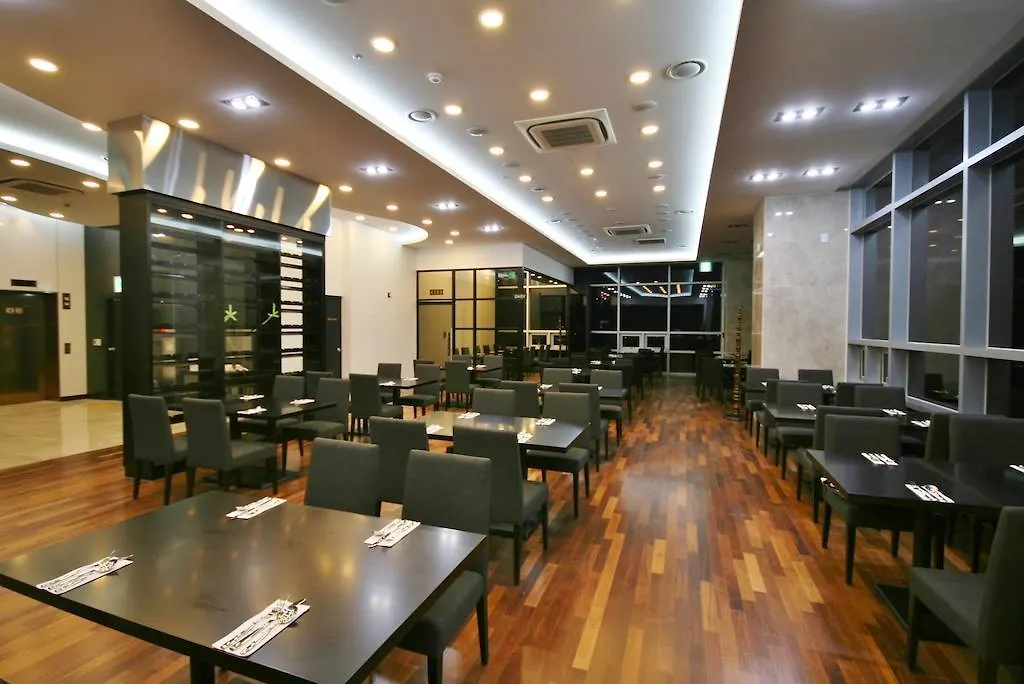 Central Plaza Hotel - Incheon Cityhall 4*,