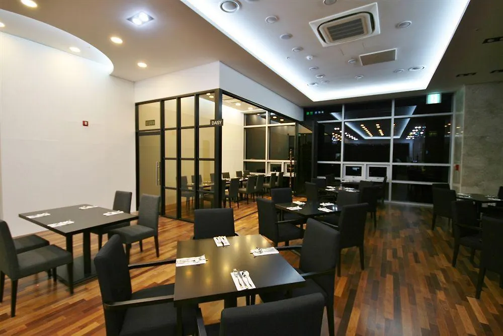 Central Plaza Hotel - Incheon Cityhall