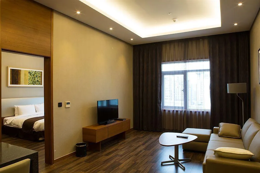 Central Plaza Hotel - Incheon Cityhall 4*,