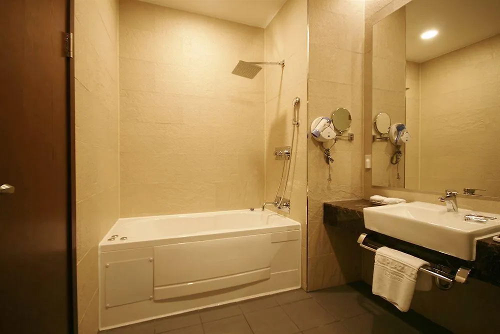 Central Plaza Hotel - Incheon Cityhall