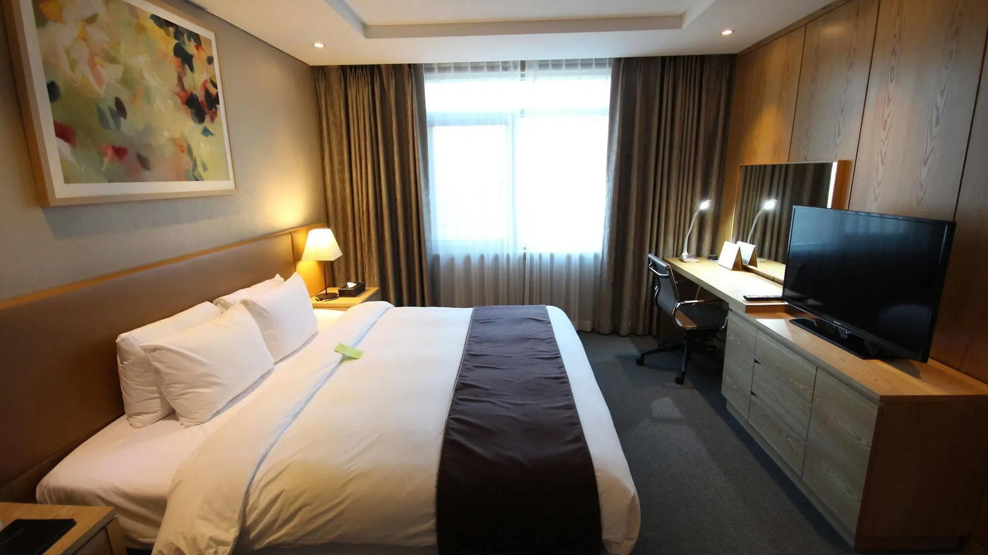 Central Plaza Hotel - Incheon Cityhall