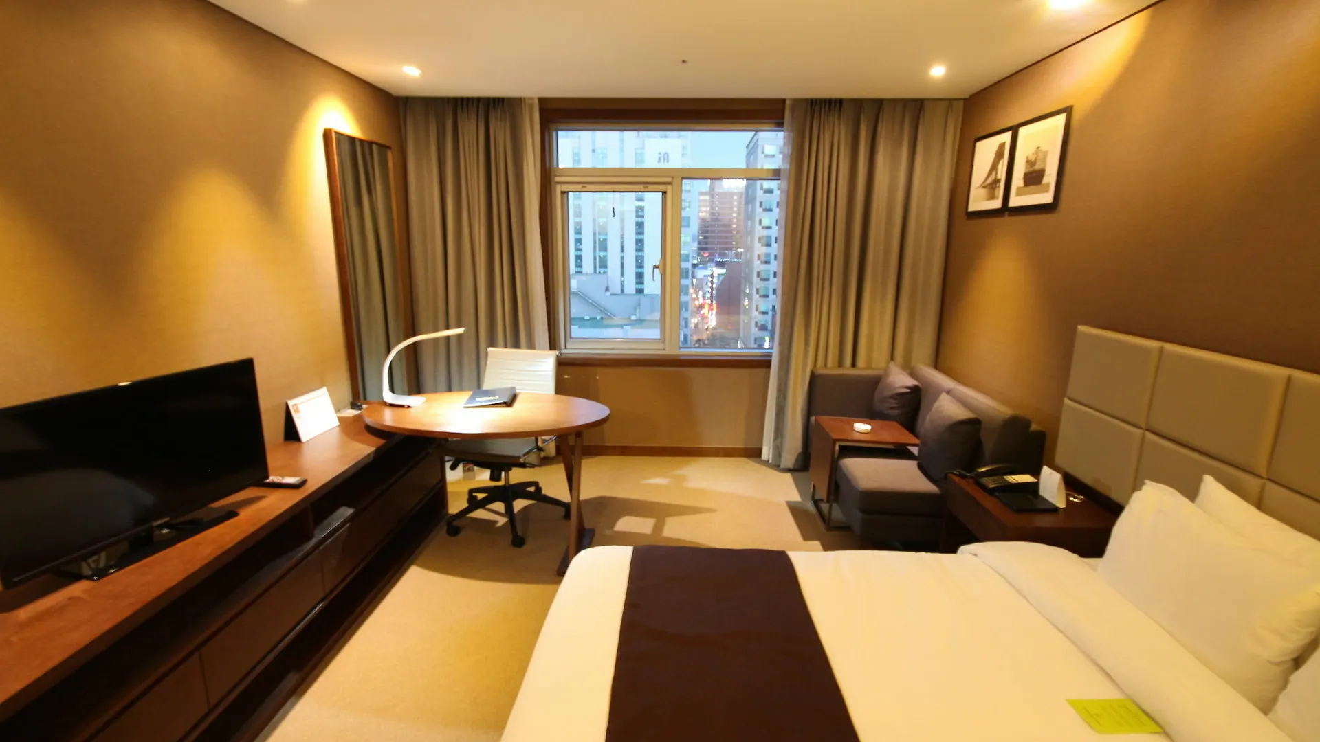 Central Plaza Hotel - Incheon Cityhall