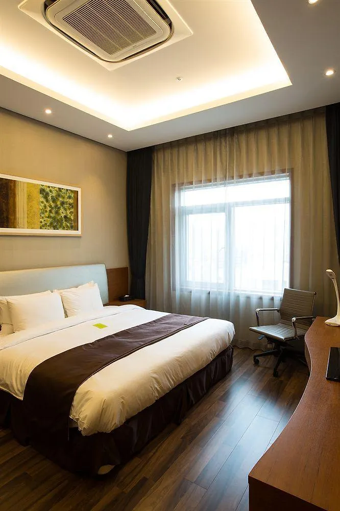 ****  Central Plaza Hotel - Incheon Cityhall 韓国
