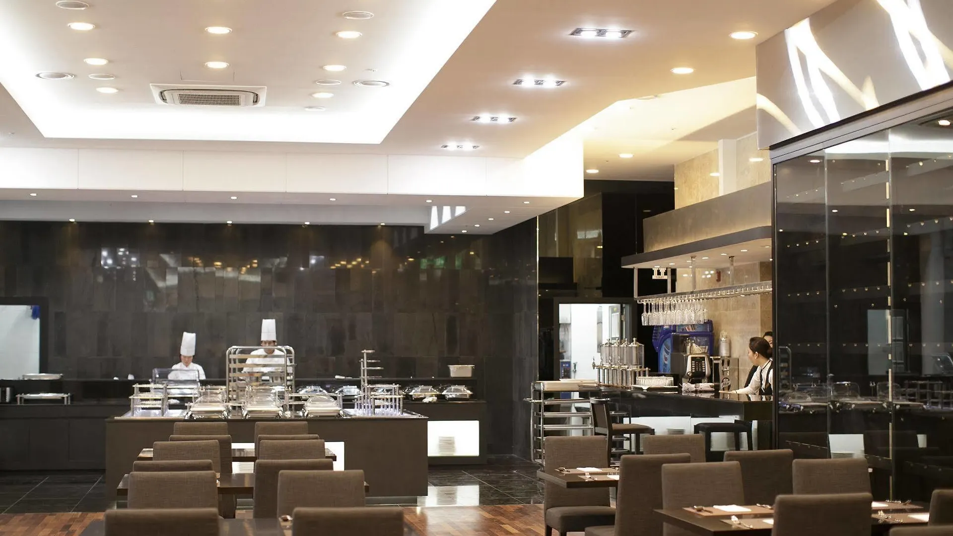 ****  Central Plaza Hotel - Incheon Cityhall 韓国
