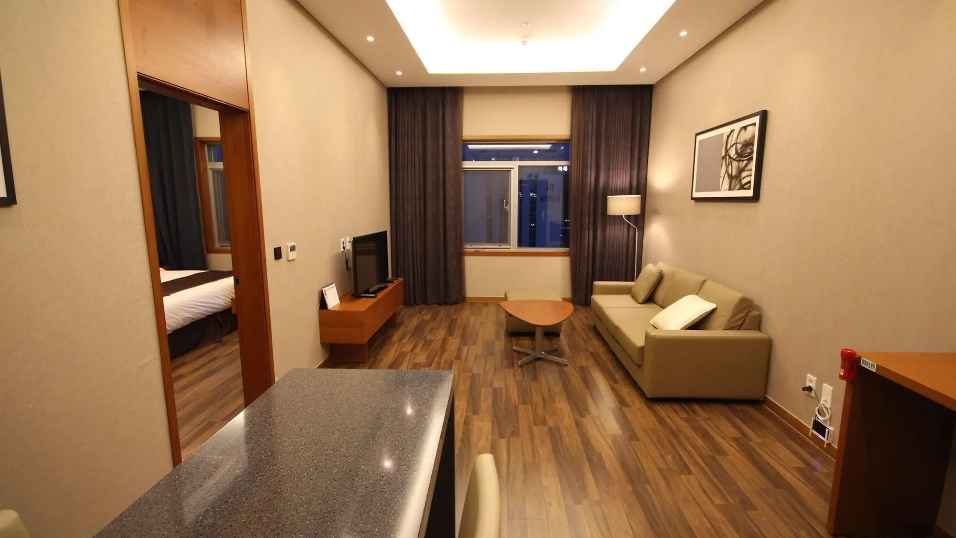 ****  Central Plaza Hotel - Incheon Cityhall 韓国